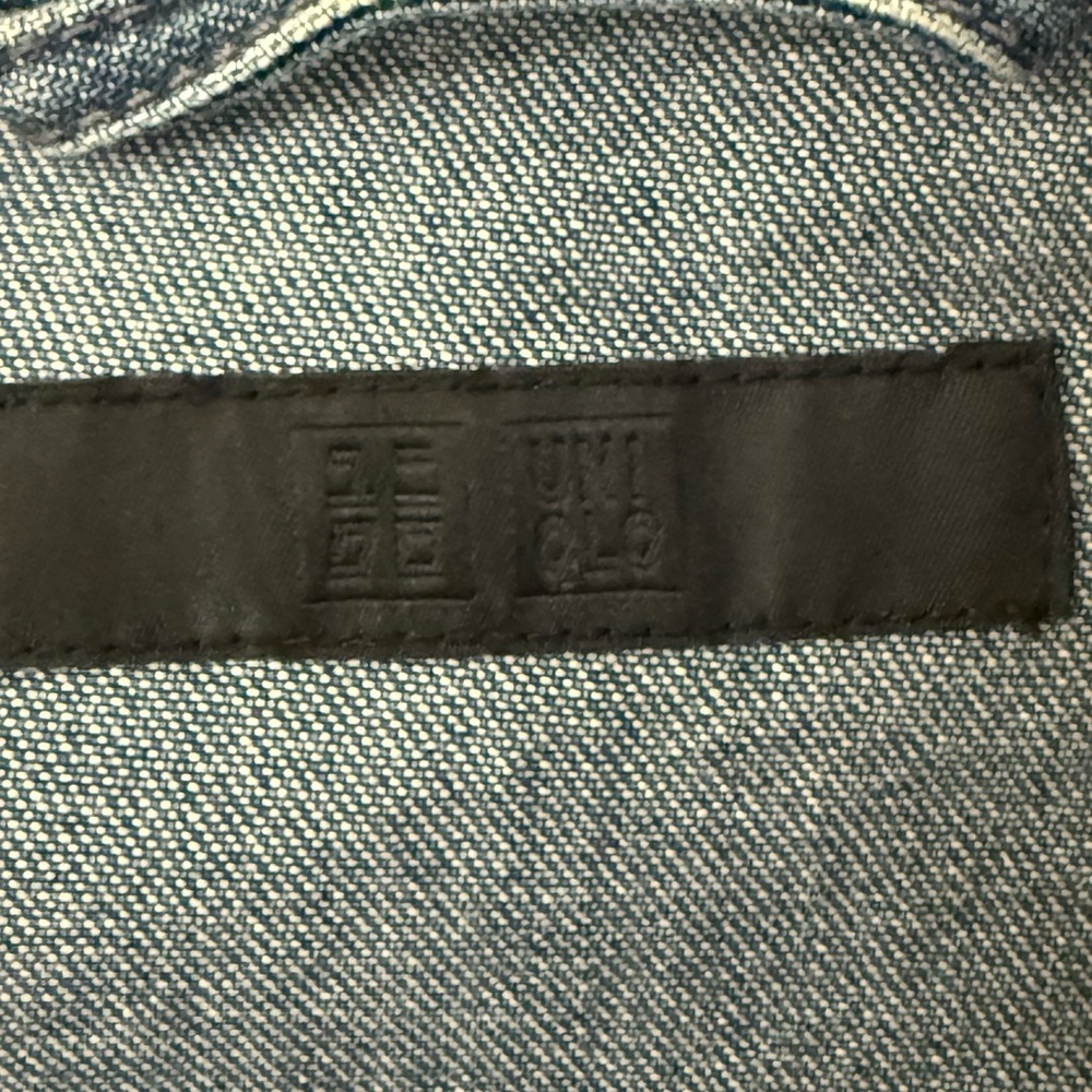 Uniqlo Men's Light Blue Denim Bomber Jacket - Picture 5 of 5
